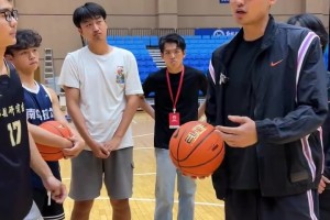 投篮问题，每个人有每个人的看法，这仅仅是我的看法。